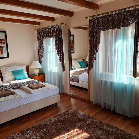 Toroes Panzio Bed & Breakfast Szabolcs Ngoại thất bức ảnh
