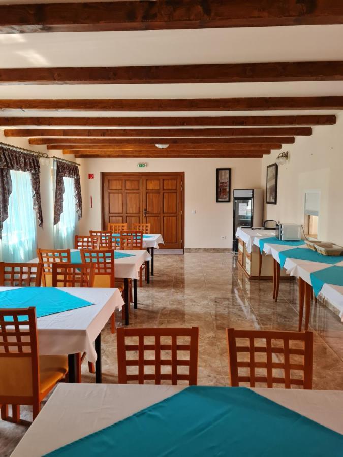 Toroes Panzio Bed & Breakfast Szabolcs Ngoại thất bức ảnh