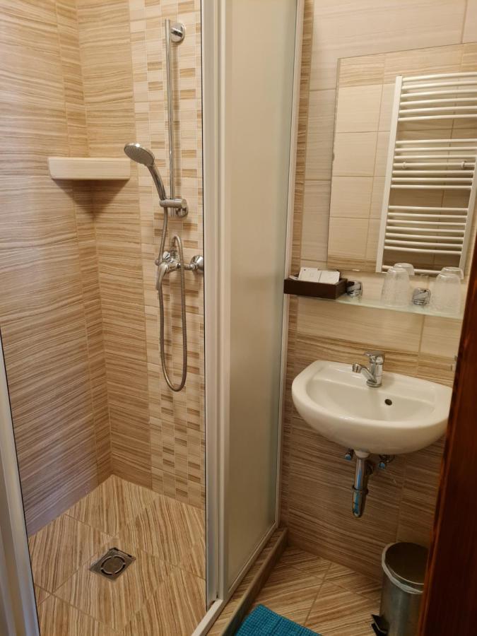 Toroes Panzio Bed & Breakfast Szabolcs Ngoại thất bức ảnh