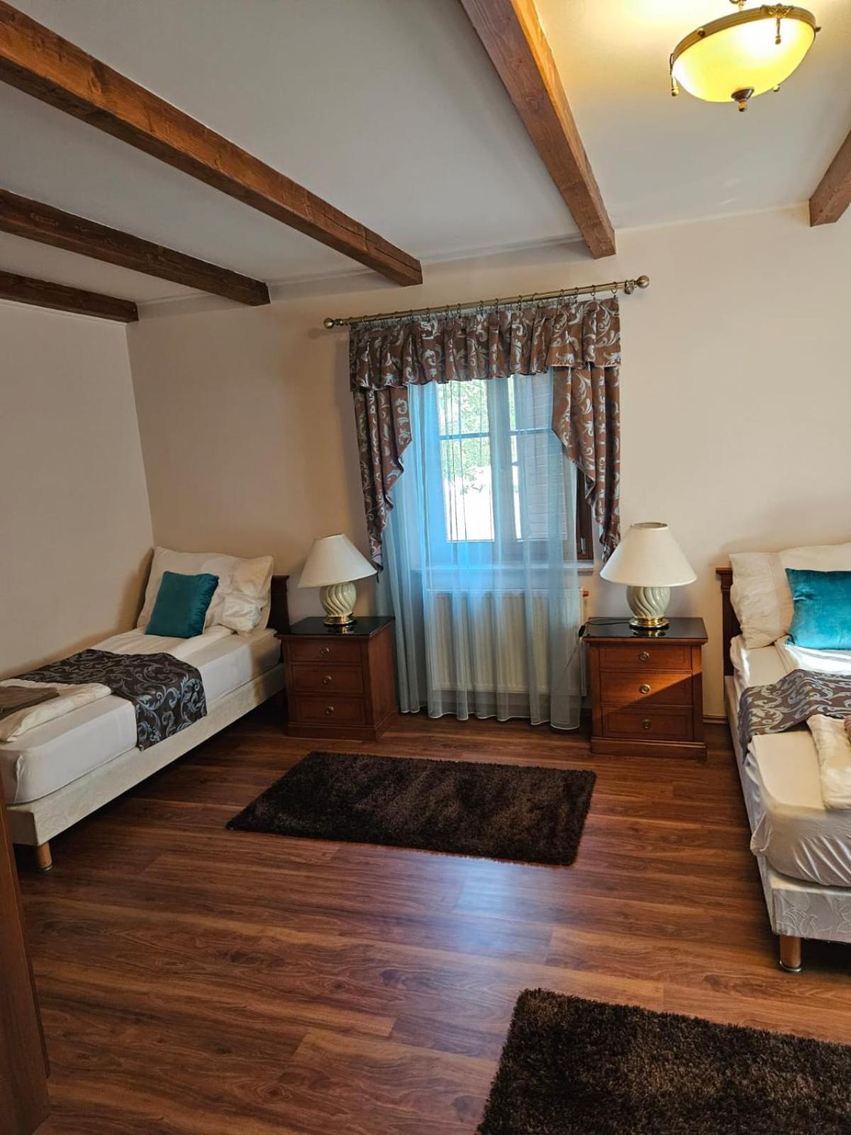 Toroes Panzio Bed & Breakfast Szabolcs Ngoại thất bức ảnh